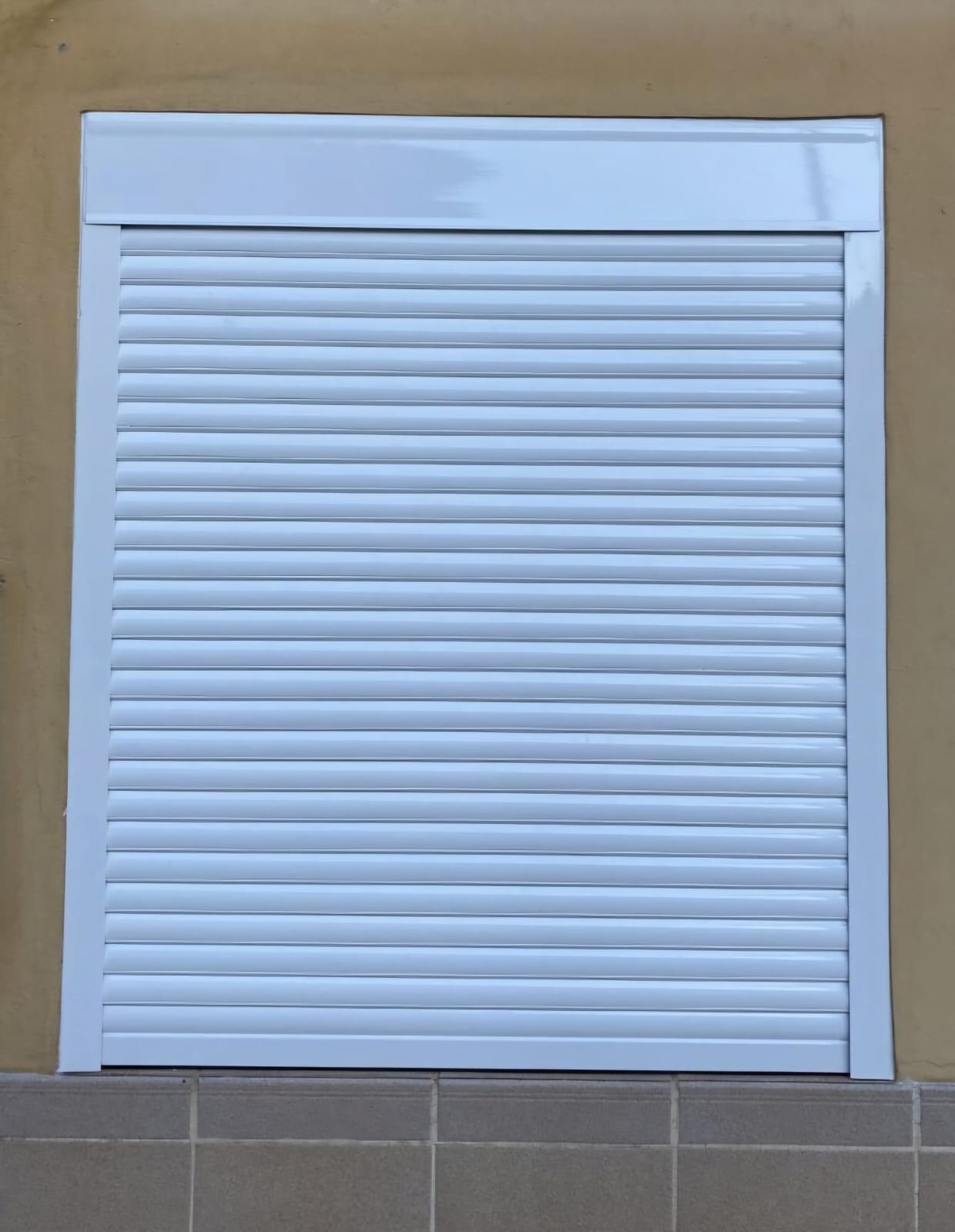 External roller shutter installed at a home in Tenerife