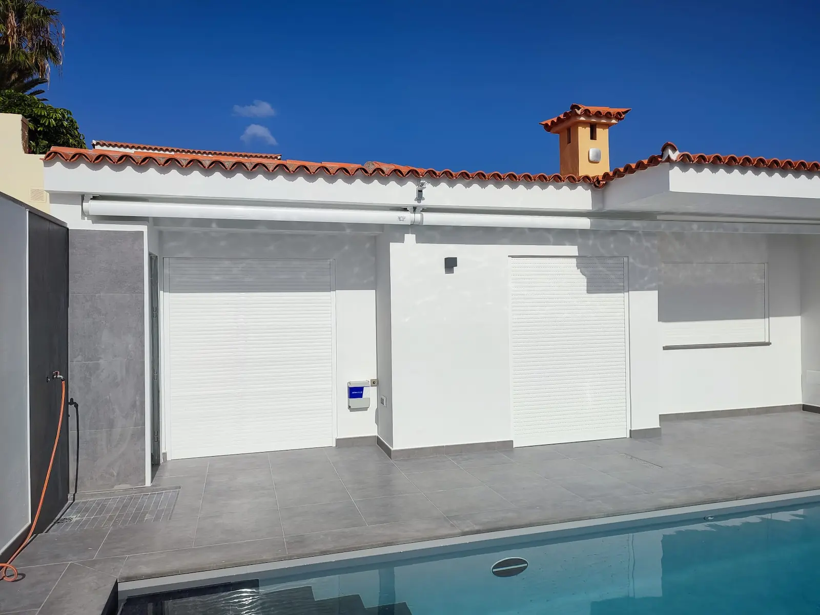 Persianas enrollables instaladas en una vivienda en Tenerife