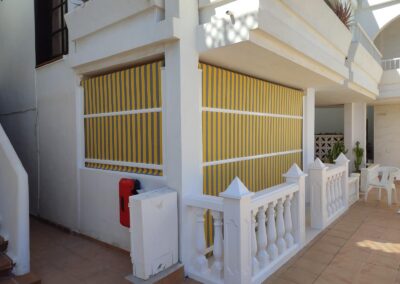 Persianas enrollables verticales para protección solar en Tenerife